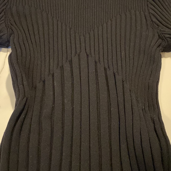 Skin tight black turtleneck - M - Picture 3 of 7